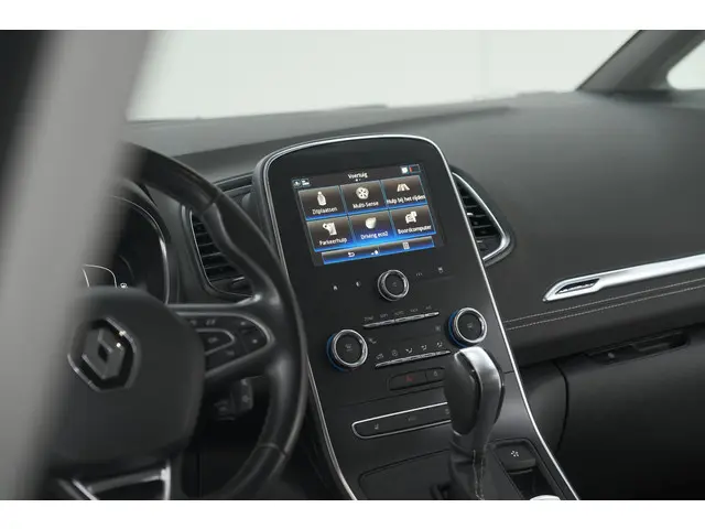 Renault Grand Scénic TCe 140 EDC Intens 2021 Benzine 59