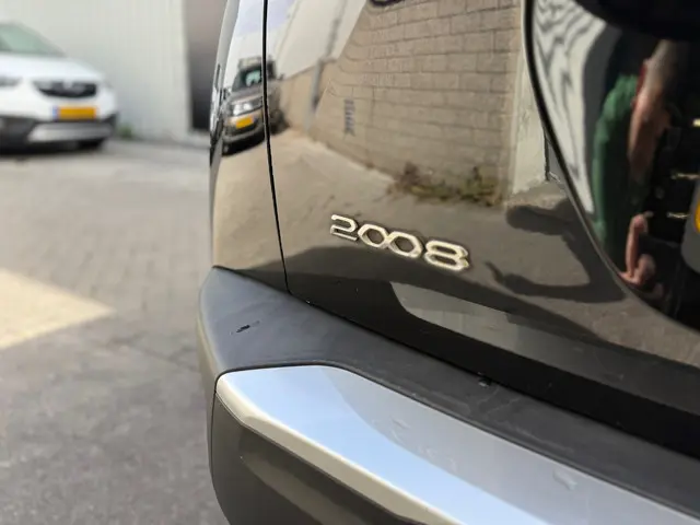 Peugeot 2008 1.2 PureTech GT|Focal|Automaat 2020 Benzine 6