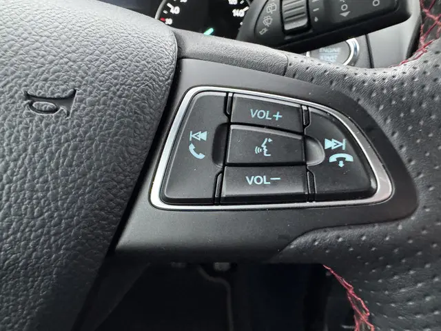 Ford EcoSport 1.0 EcoBoost ST-Line Black 2019 Benzine 17