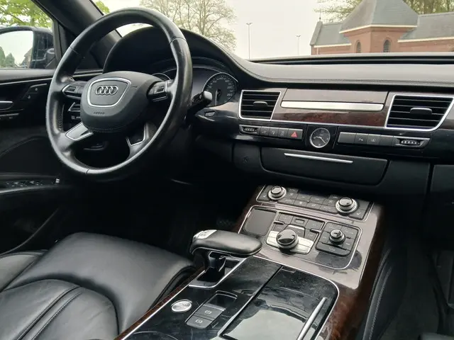 Audi A8 2.0 TFSI Hy. Pro L.+ 2012 Hybride Benzine 18