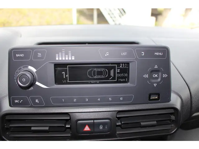 Opel Combo 1.5D 102PK euro6 L1H1 Edition 2020 Diesel 19
