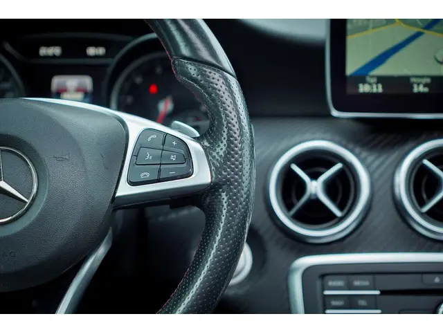 Mercedes-Benz A-Klasse 180 Ambition 2016 Benzine 36