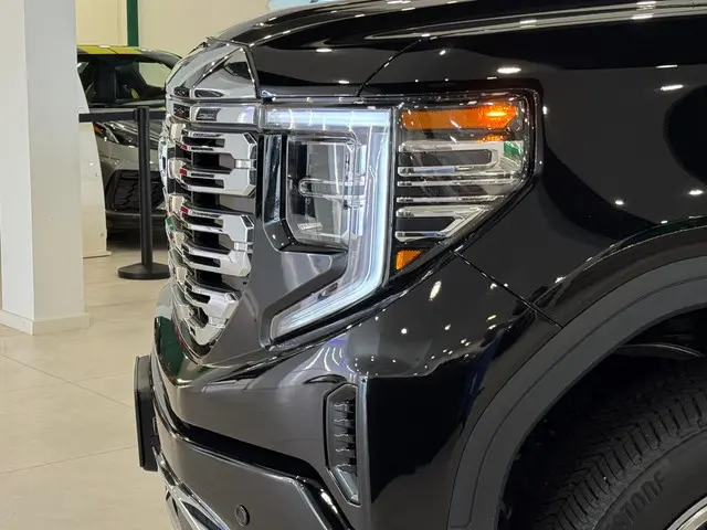 GMC Sierra 6.2 V8 DENALI 2024 Benzine 4