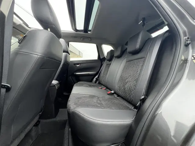Suzuki Vitara 1.5 Hybrid Style 2025 Hybride Benzine 8