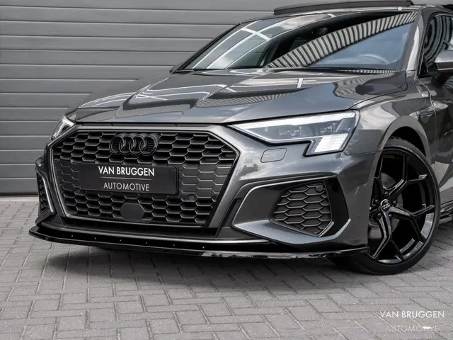 Audi A3 Limousine 35 TFSI S-Line 2022 Benzine 38