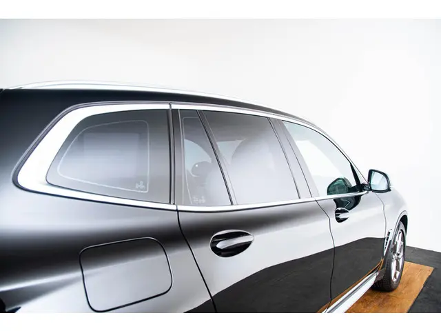 BMW X3 xDrive20i High Executive 2019 Benzine 52