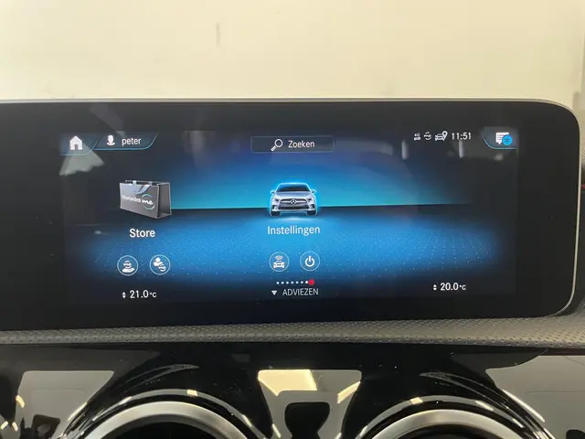 Mercedes-Benz A-Klasse 200 AMG-Line 2019 Benzine 17