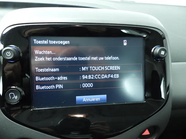 Toyota Aygo 1.0 VVT-i x-play 2022 Benzine 26