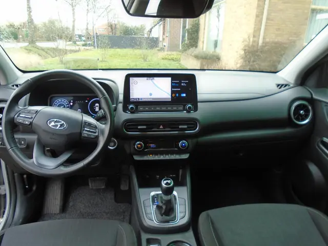 Hyundai Kona 1.6 GDI HEV Fashion 2023 Hybride Benzine 11