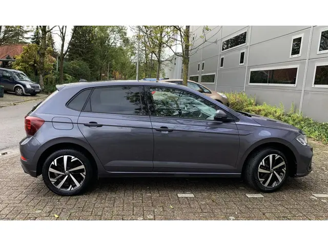 Volkswagen Polo 1.0 TSI Life Business, DSG 2022 Benzine 9