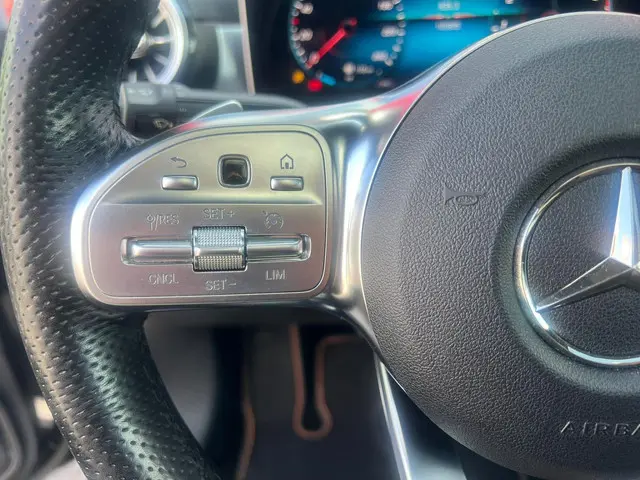 Mercedes-Benz CLA 220 Premium Plus 2019 Benzine 17