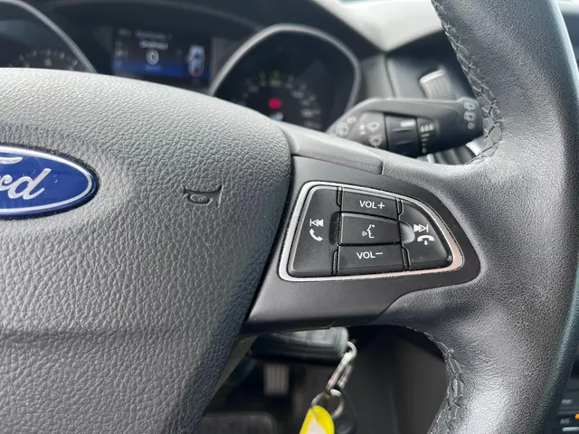 Ford Focus Wagon 1.0 Trend 2016 Benzine 9