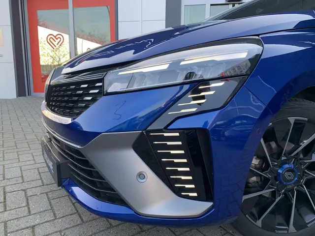 Renault Clio 1.0 TCe 90 GPF esprit Alpine 2024 Benzine 21