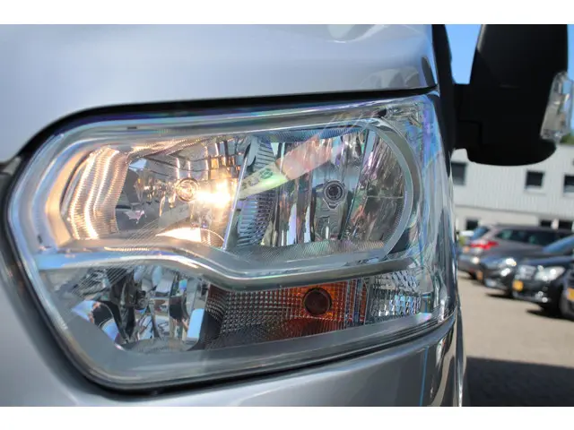 Ford Transit 350 2.0 TDCI L2H3 Trend 2018 Diesel 7