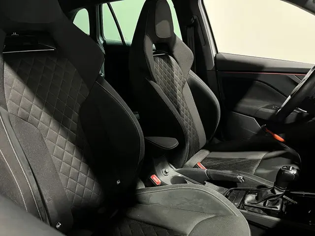 Škoda Scala 1.0 TSI DSG Sport Business 2020 Benzine 13