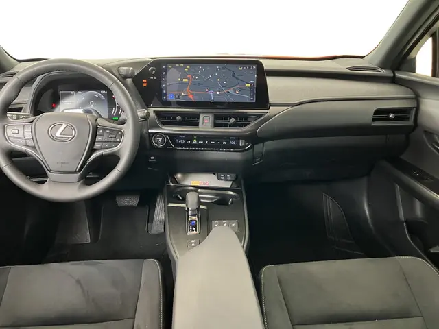 Lexus UX 300h Urban Line 2024 Hybride Benzine 18