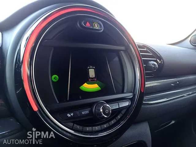 MINI Clubman 1.5 Cooper Business Edition 2020 Benzine 25
