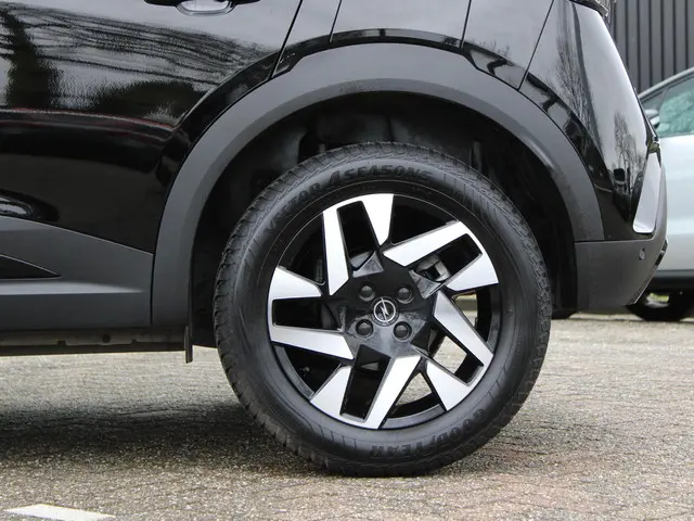 Opel Mokka 1.2 Turbo Elegance 2023 Benzine 21