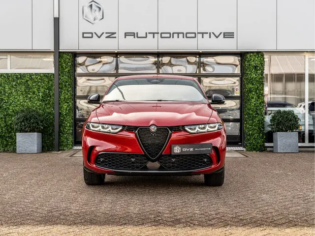 Alfa Romeo Tonale 1.5T Hybrid Ti 2024 Hybride Benzine 4