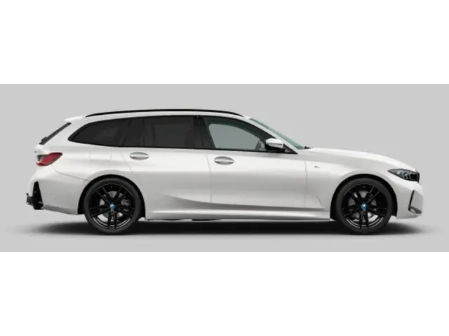BMW 3 Serie Touring 330e 2023 Hybride Benzine 8