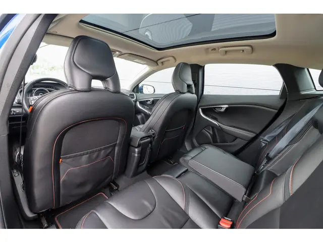 Volvo V40 2.0 D4 Ocean Race Business 2014 Diesel 9