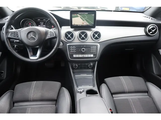 Mercedes-Benz CLA 2