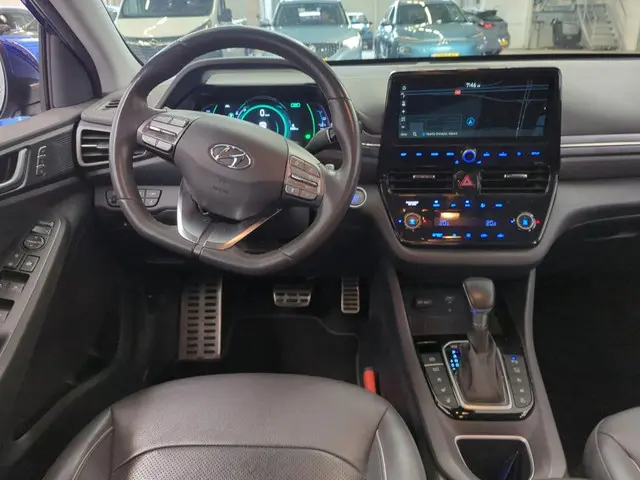 Hyundai IONIQ 1.6 GDi PHEV Premium 2020 Hybride Benzine 6