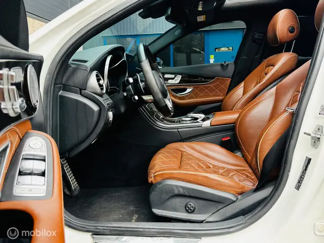 Mercedes-Benz C-Klasse AMG 63 S Edition 1 2015 Benzine 14