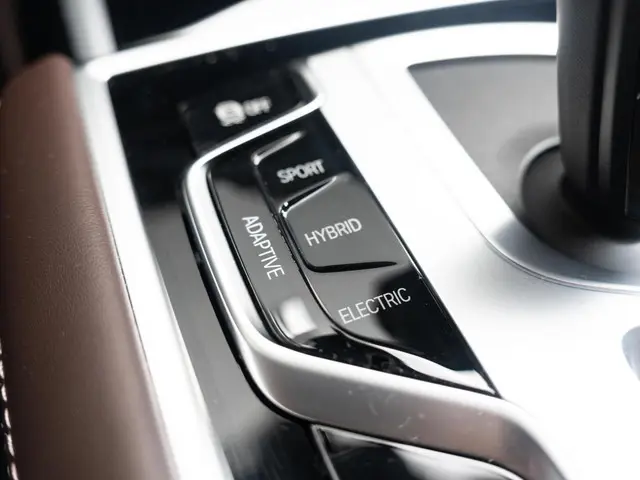BMW 7 Serie Sedan 745e 2021 Hybride Benzine 36