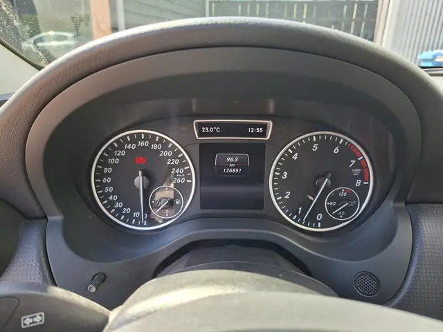 Mercedes-Benz A-Klasse 180 1e Eigenaar Navi 2014 Benzine 9
