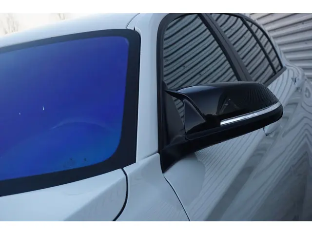 BMW 1 Serie 116i Executive 2014 Benzine 21