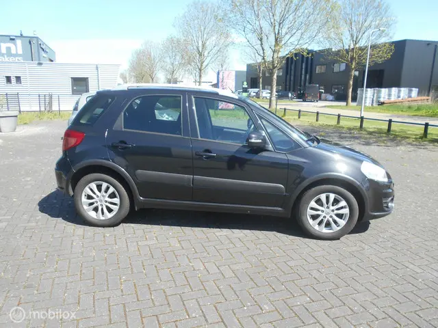 Suzuki SX4 1.6 Executive Clima, Navi!! 2013 Benzine 6