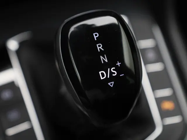 Volkswagen Tiguan 1.5TSI/150PK R-Line DSG 2021 Benzine 25