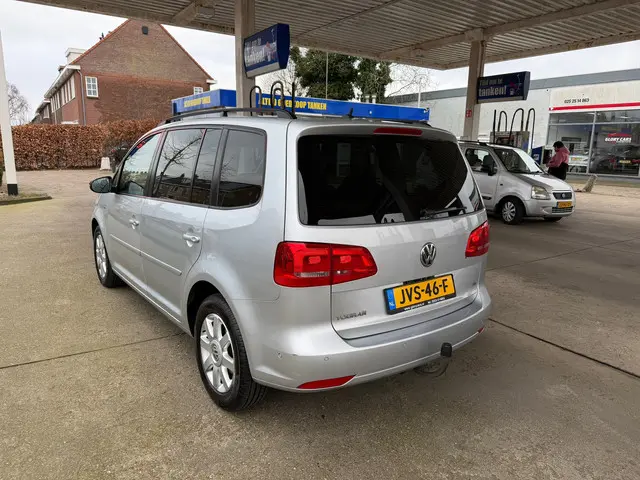 Volkswagen Touran 1.4 TSI Highline 7p. 2012 Benzine 7