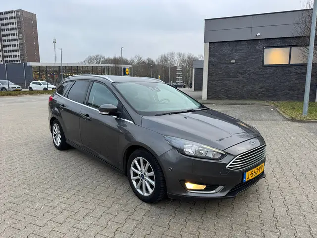 Ford Focus Wagon 1.0 Titanium Edition 2016 Benzine