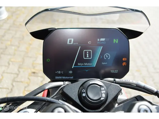 BMW S 1000 R  Alle pakketten 2022 Benzine 12