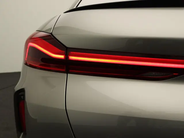 BMW X6 M Competition 2022 Benzine 11