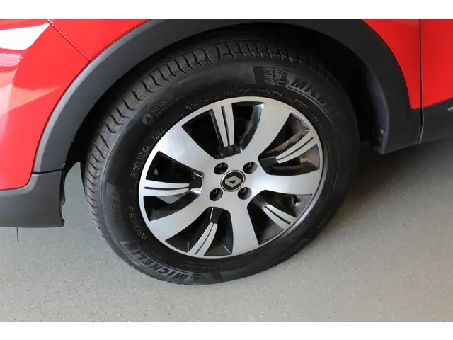 Renault Captur 0.9 TCe Limited 2020 Benzine 4