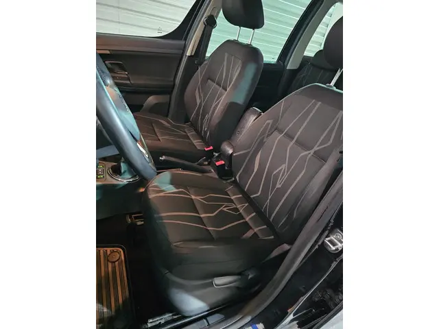 Škoda Roomster 1.2 TSI Elegance / Trekhaak 2013 Benzine 17