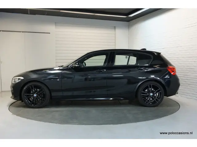 BMW 1 Serie 118i 2018 Benzine 3