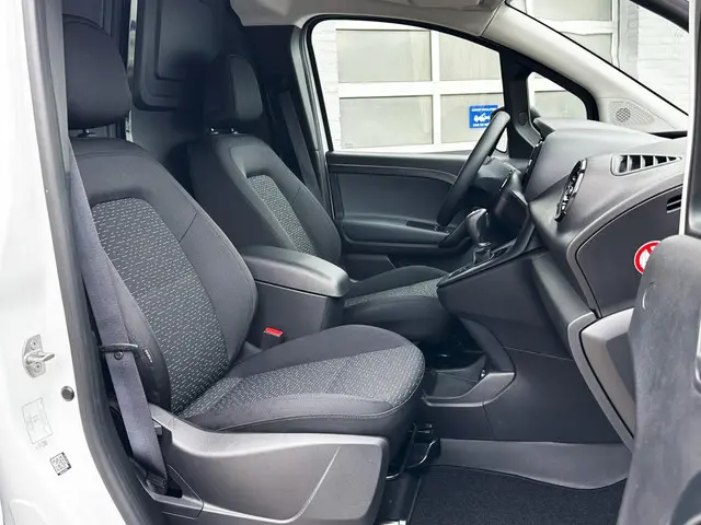 Mercedes-Benz eCitan L1 Pro 51 kWh 2024 Elektrisch 8