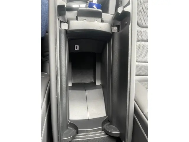 Citroën C5 X 1.2 PureTech Business 2022 Benzine 37