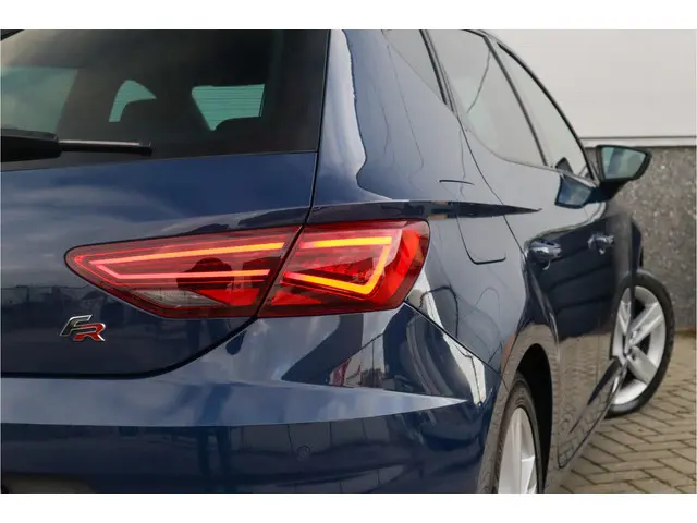 SEAT Leon 1.5 TSI FR Business Intense 2019 Benzine 34