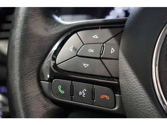 Jeep Renegade 1.0T Longitude 2020 Benzine 25