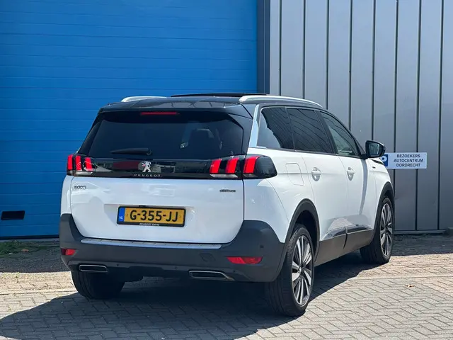 Peugeot 5008 1.2 PureTech PANO GT-Line 7 p 2019 Benzine 8