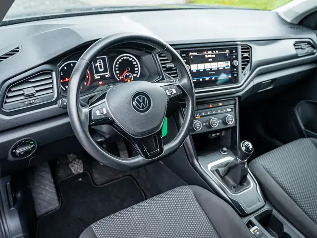 Volkswagen T-Roc 1.0 TSI T-Roc 2021 Benzine 29