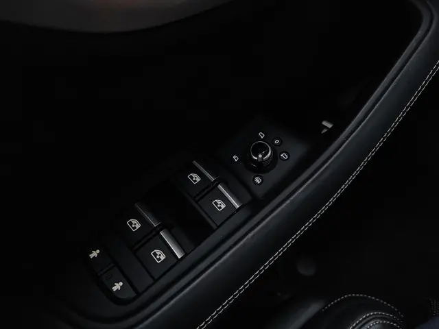 Audi Q7 60 TFSI e Competition 2020 Hybride Benzine 20