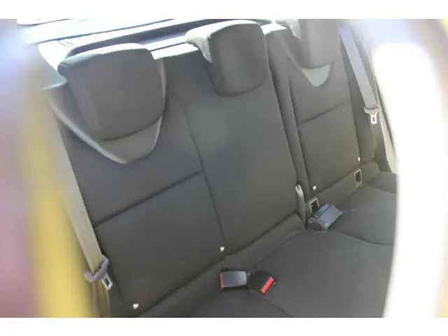 Renault Clio 0.9 TCe Navigatie, Airco! 2013 Benzine 20