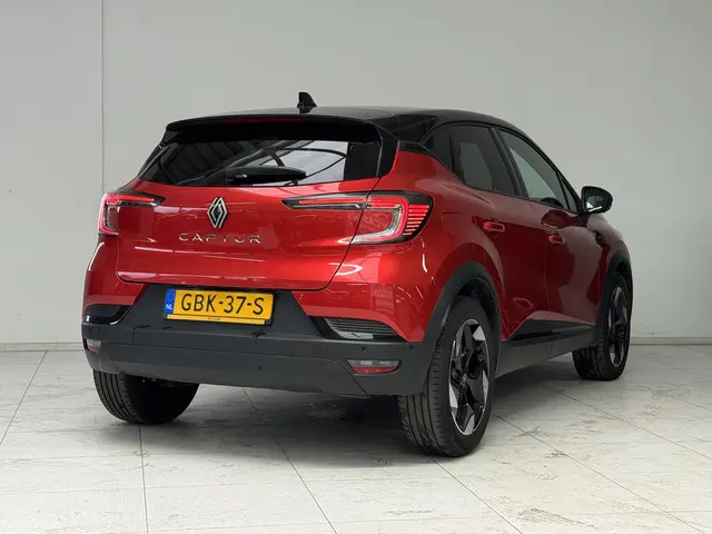 Renault Captur 1.0 TCe 90 techno 2024 Benzine 2