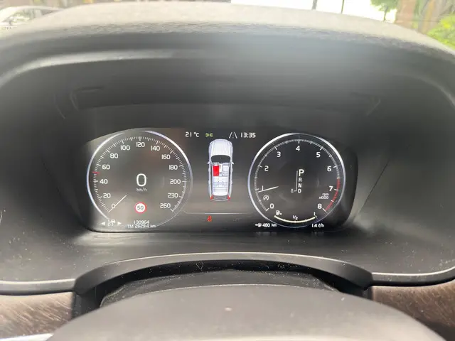 Volvo V90 Cross Country 2.0 T5 Pro 2018 Benzine 3